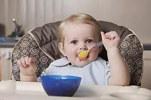 酱王耀庆与羌族小将：娱乐圈与民族风的别样碰撞