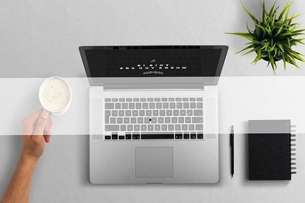 秦霄贤的“吃瓜”大变脸：从不认字到圈内焦点🤔